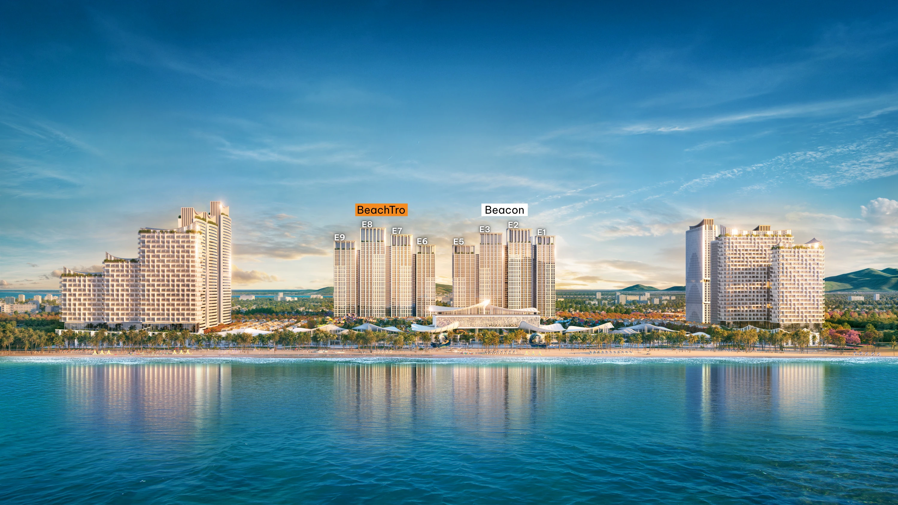 Toàn khu nhìn từ biển · Beacon & BeachTro